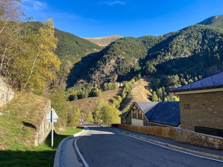 Iconic - A Pie De Pistas En 1 Minuto - Terraza Con Vistas Al Valle Arinsal - Parking Gratis L By Bonesvacances Luaran gambar