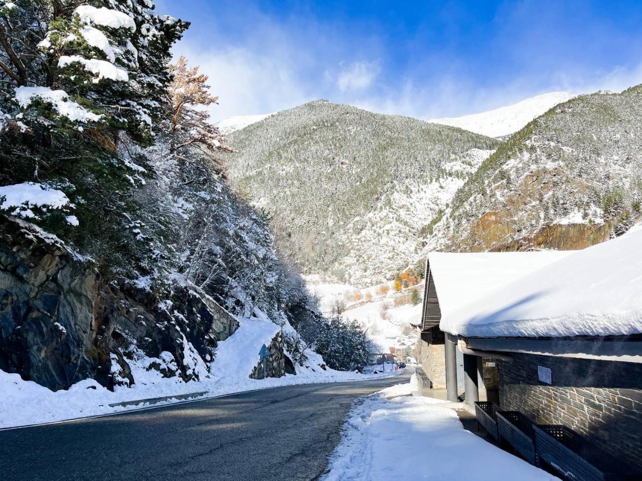 Iconic - A Pie De Pistas En 1 Minuto - Terraza Con Vistas Al Valle Arinsal - Parking Gratis L By Bonesvacances Luaran gambar